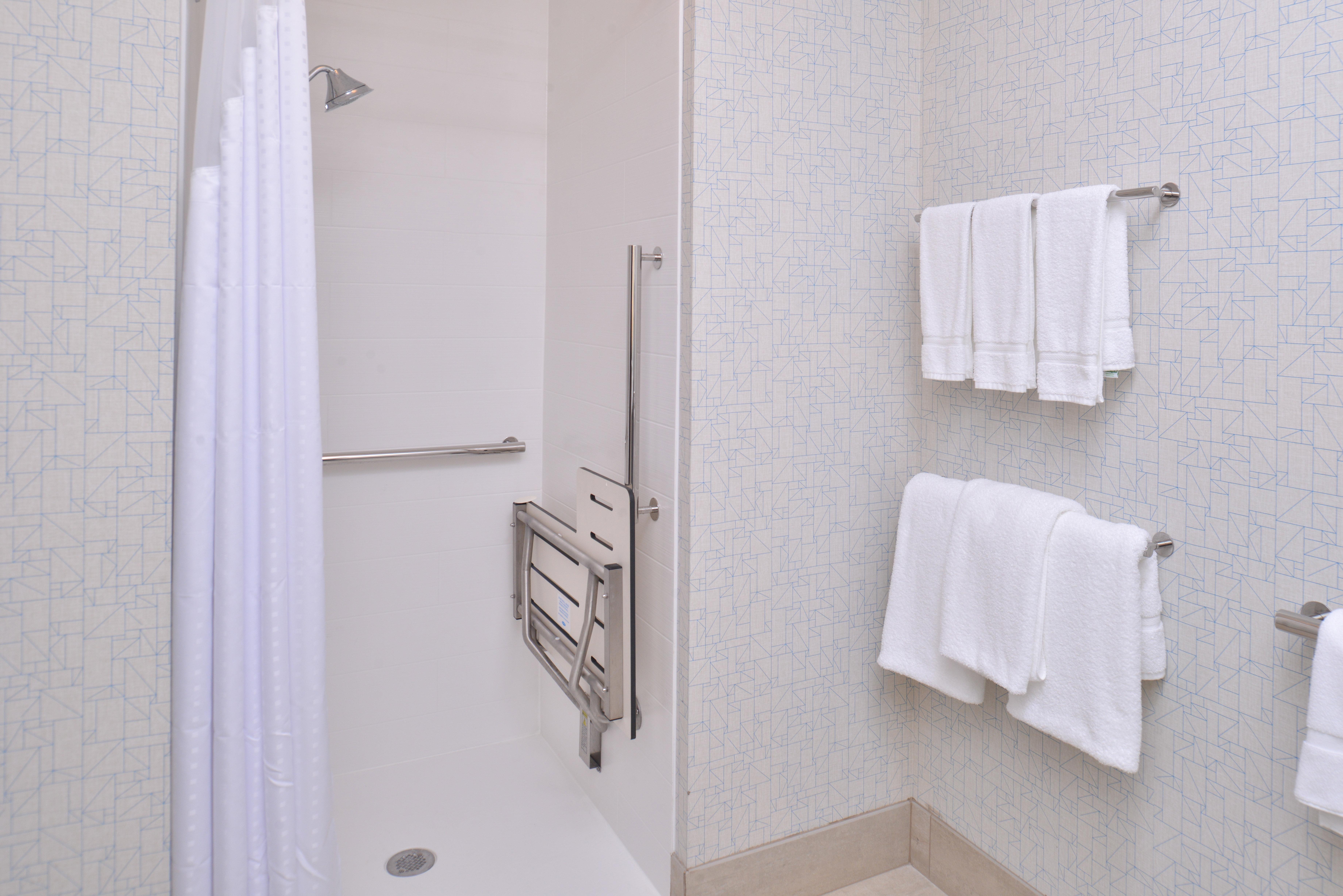 Express & Omaha Airport By Ihg Carter Lake
